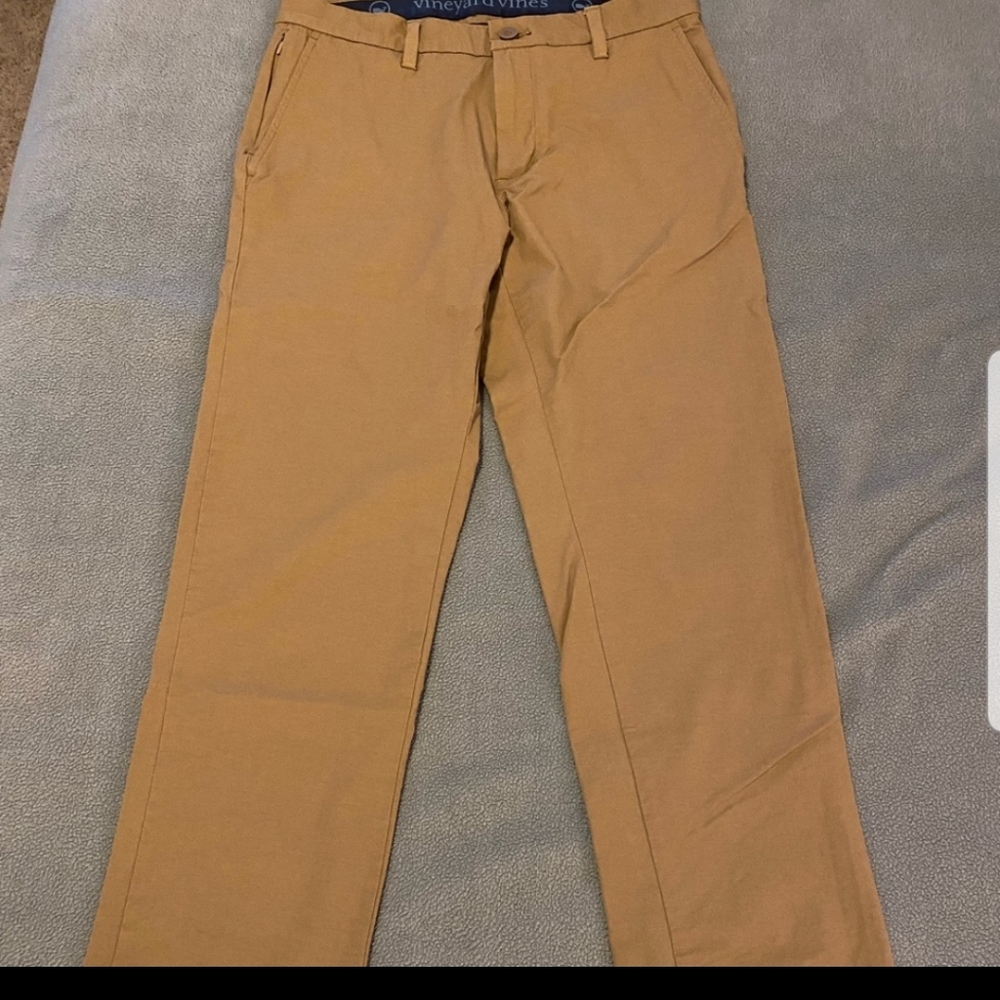 Vineyard Vines mens performance pants - Tan